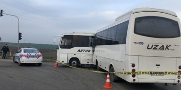 Tekirdağ'da işçi servislerinin çarpışması sonucu 19 kişi yaralandı
