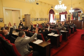 belediye-meclisi-nde-kadinlara-soz-hakki