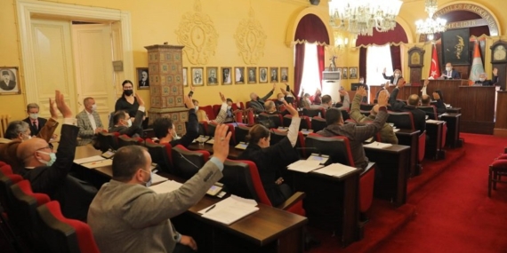 belediye-meclisi-nde-kadinlara-soz-hakki