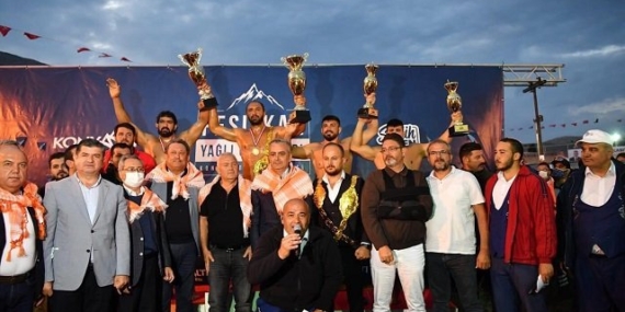 ali-gürbüz-feslikan