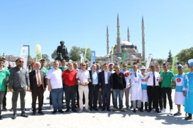 edirne-belediye-bandosu-ve-cigerci-esnafindan-eglenceli-davet