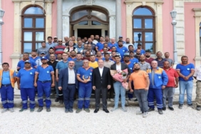 roman-calisanlardan-gurkana-surpriz-ziyaret