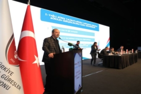 100-yilin-baspehlivanina-edirne-belediyesinden-1-milyon-lira-odul