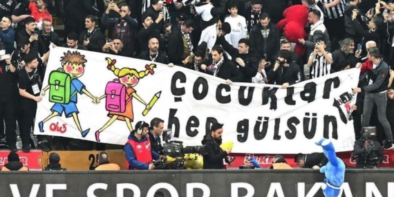 çocuklar hep gülsün
