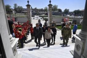 bando-eşliği-akına-ziyaret