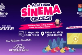 edirne-belediyesinden-acik-hava-sinema-gecesi