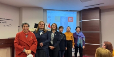 türk üniversielikadınlar