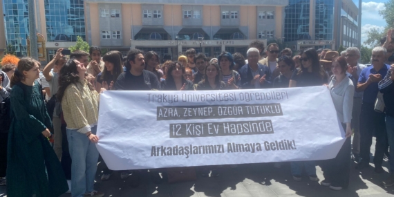 Edirne’de Üniversite Öğrencileri Serbest