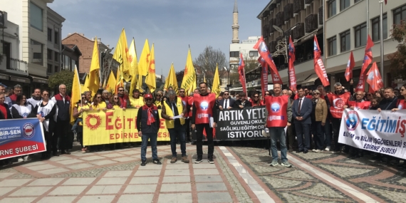 Edirne’de Öğretmenler ‘ŞİDDETE DUR’ Dedi